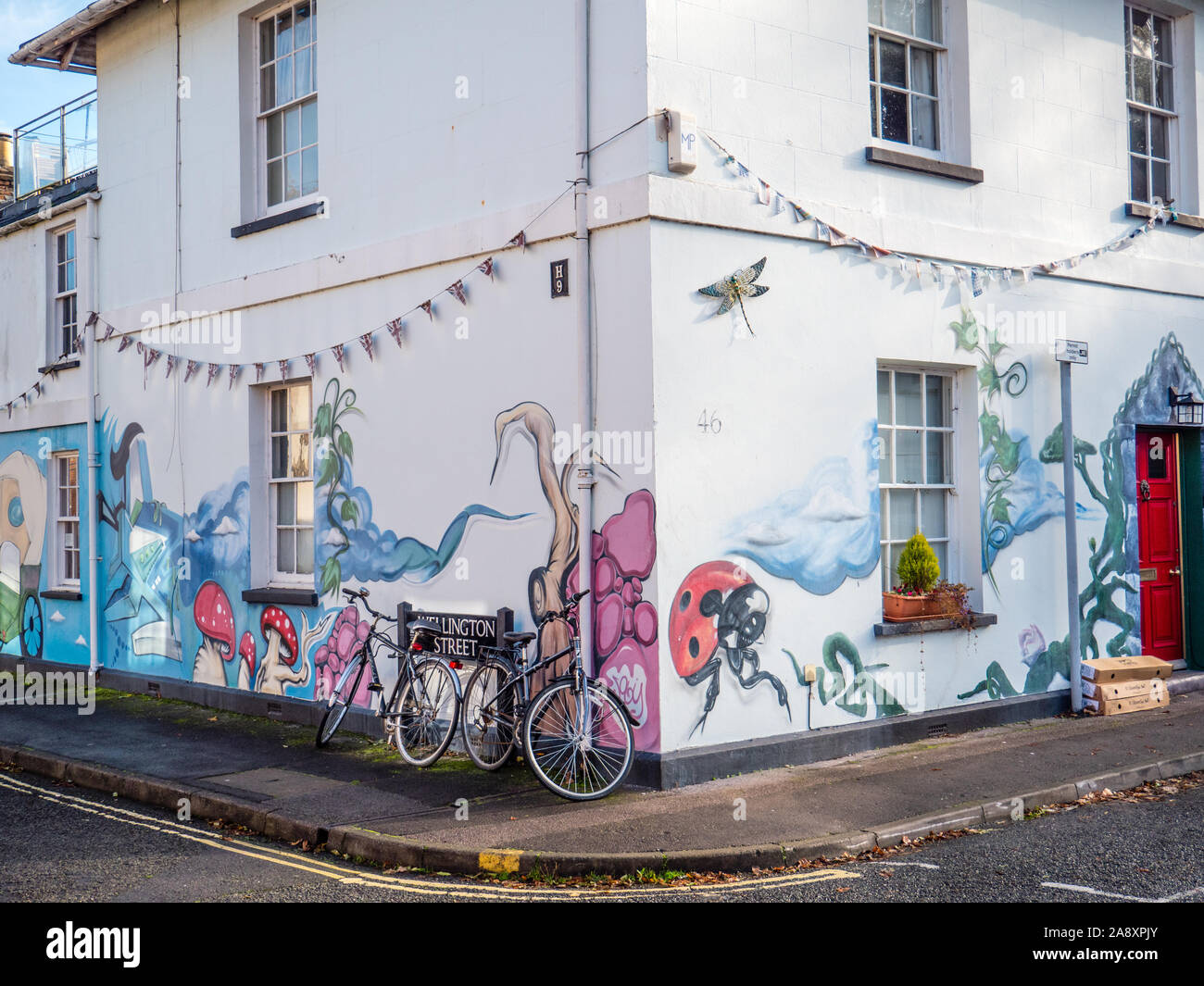 Painted House on Wellington Street, Jericho, Oxford, Oxfordshire