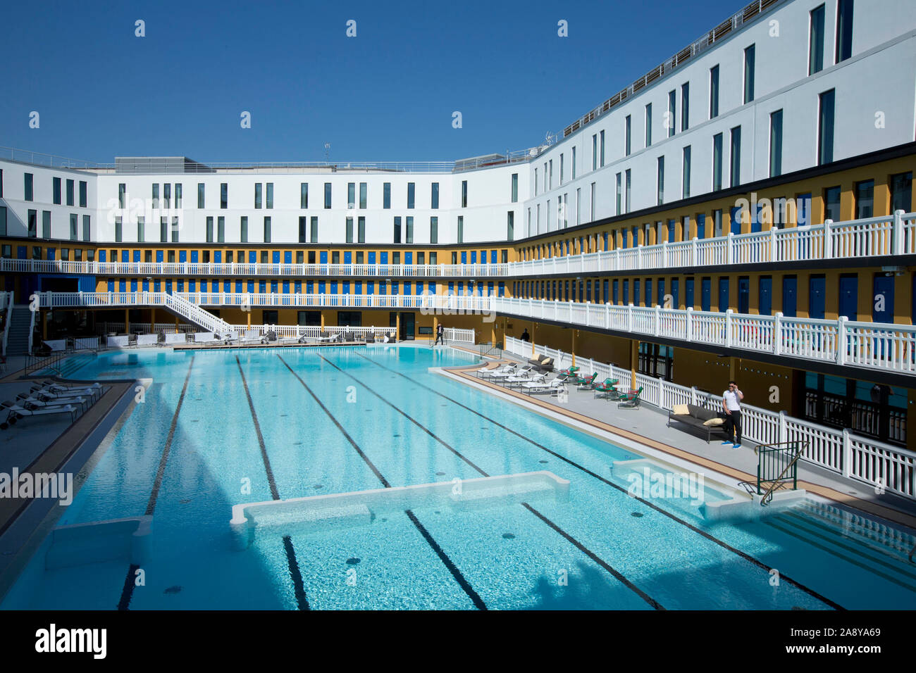 PISCINE MOLITOR, PARIS Stock Photo - Alamy