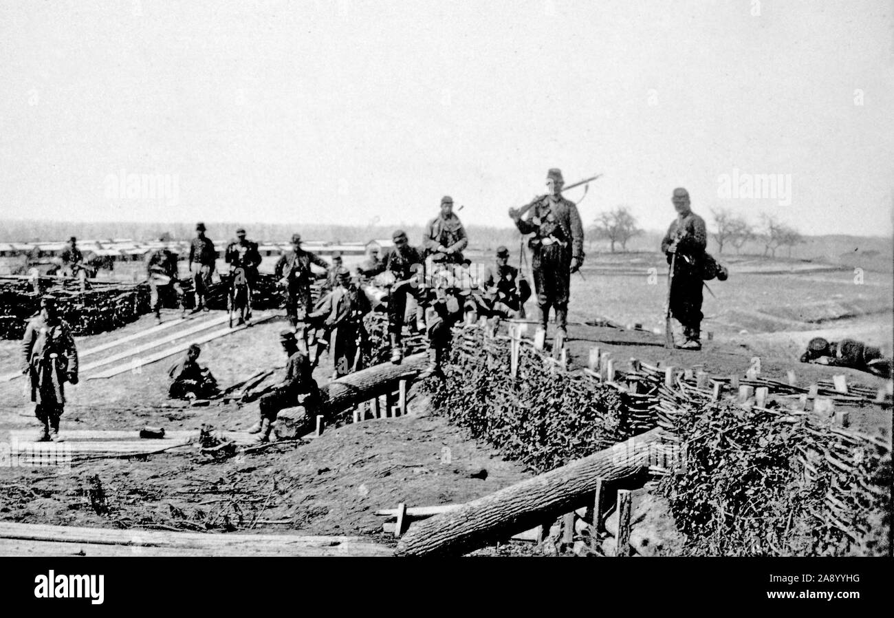 Soldiers positioned at the fortifications in Centreville, Virginia. ca. 1862 Stock Photo