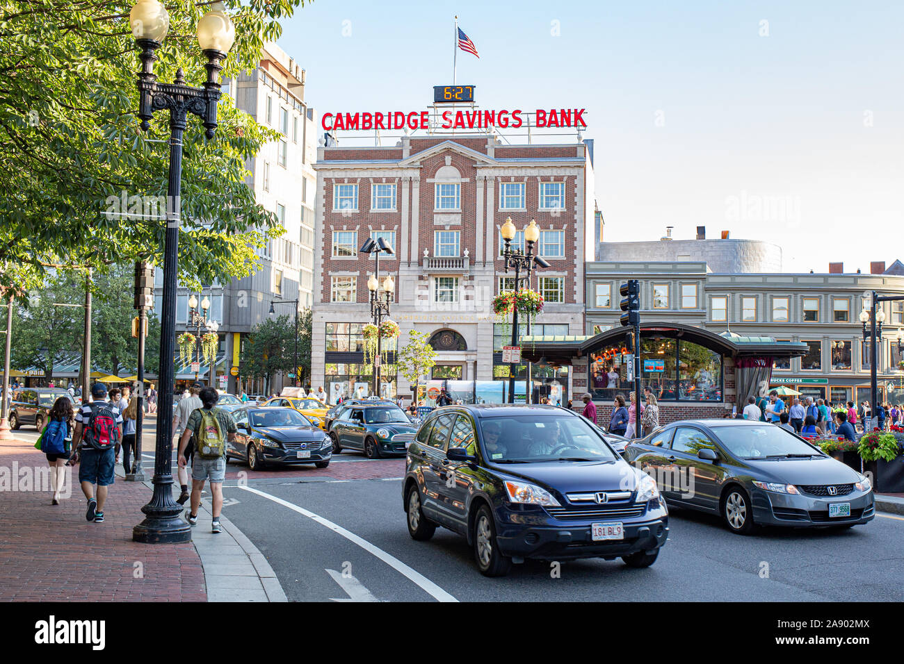 Traffic congestion in Harvard Square Stock Photo - Alamy