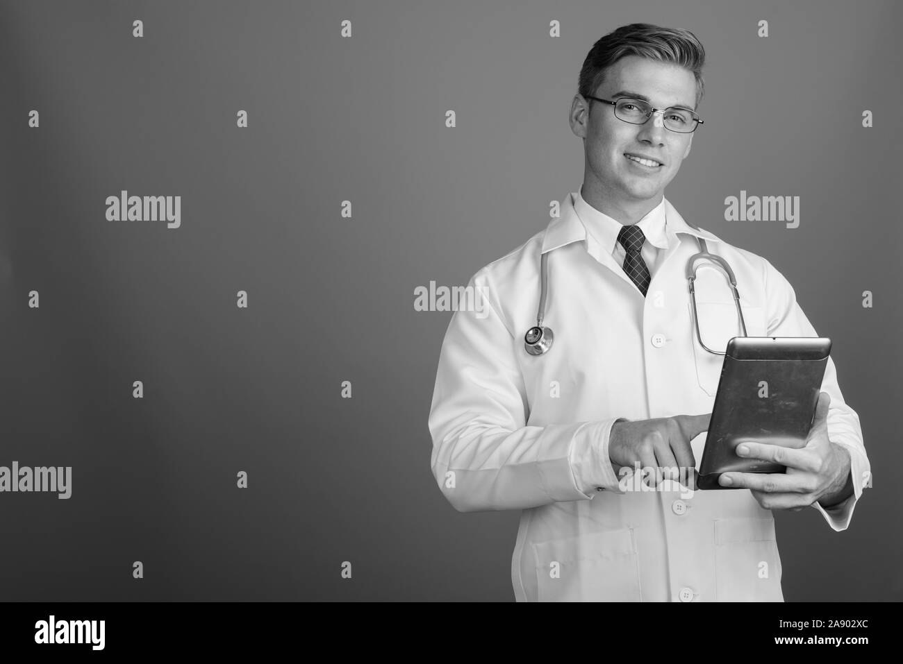 Healthcare digital technology Black and White Stock Photos & Images - Alamy