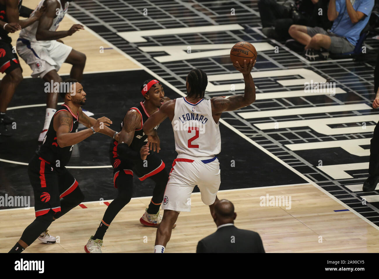 Los Angeles, USA. 11th Nov, 2019. LA Clippers forward Kawhi Leonard (2) during the Toronto Raptors vs Los Angeles Clippers at Staples Center on November 11, 2019. (Photo by Jevone Moore) Credit: Cal Sport Media/Alamy Live News Stock Photo