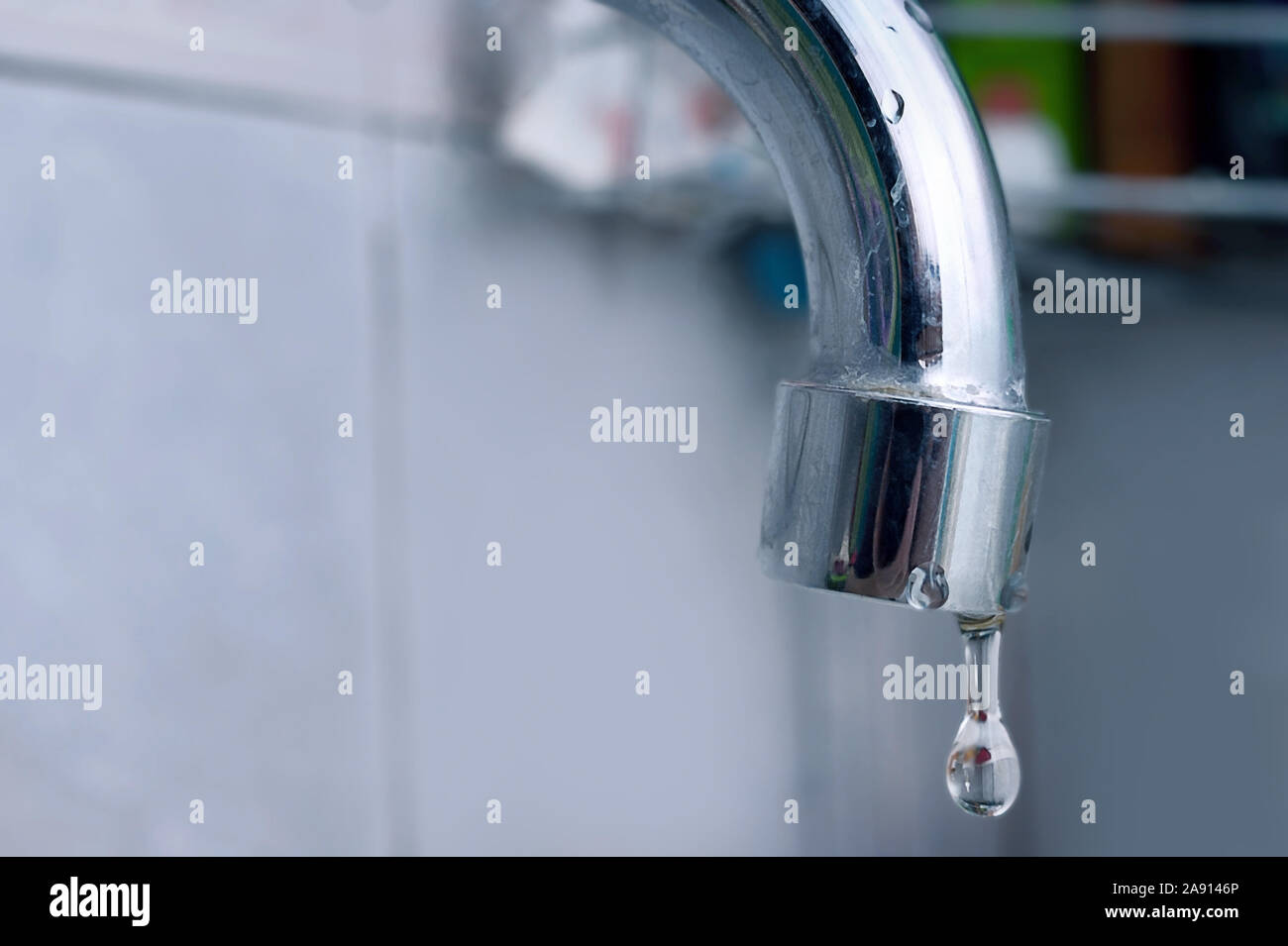 Dripping Old Silver Faucet, Tap. Bath or Kitchen Faucet Gasket Needs Repair Stock Photo Alamy