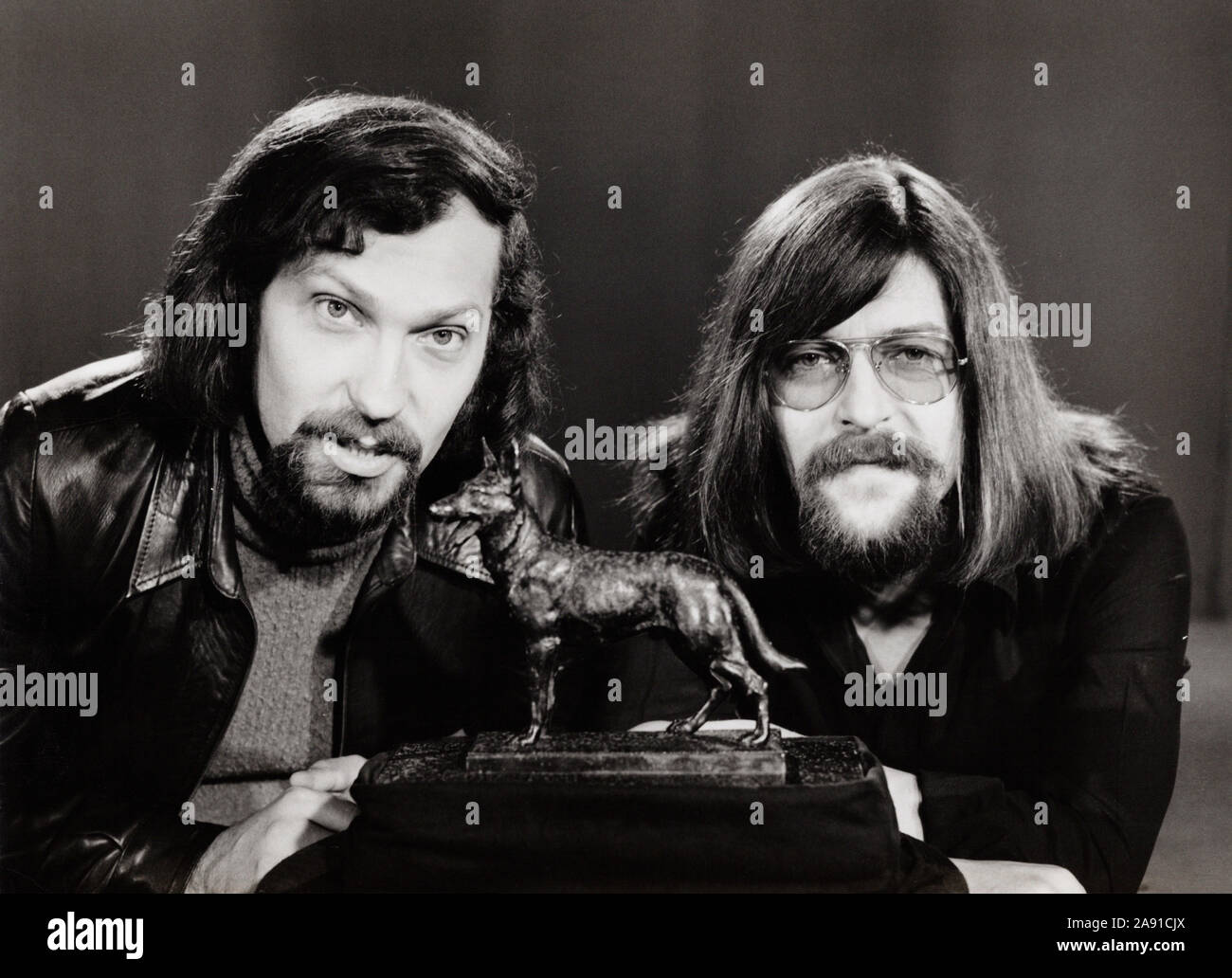 Schobert und Black, deutsches Liedermacher Duo, Deutschland um 1972. German song writing duo Schobert and Black, Germany ca. 1972. Stock Photo