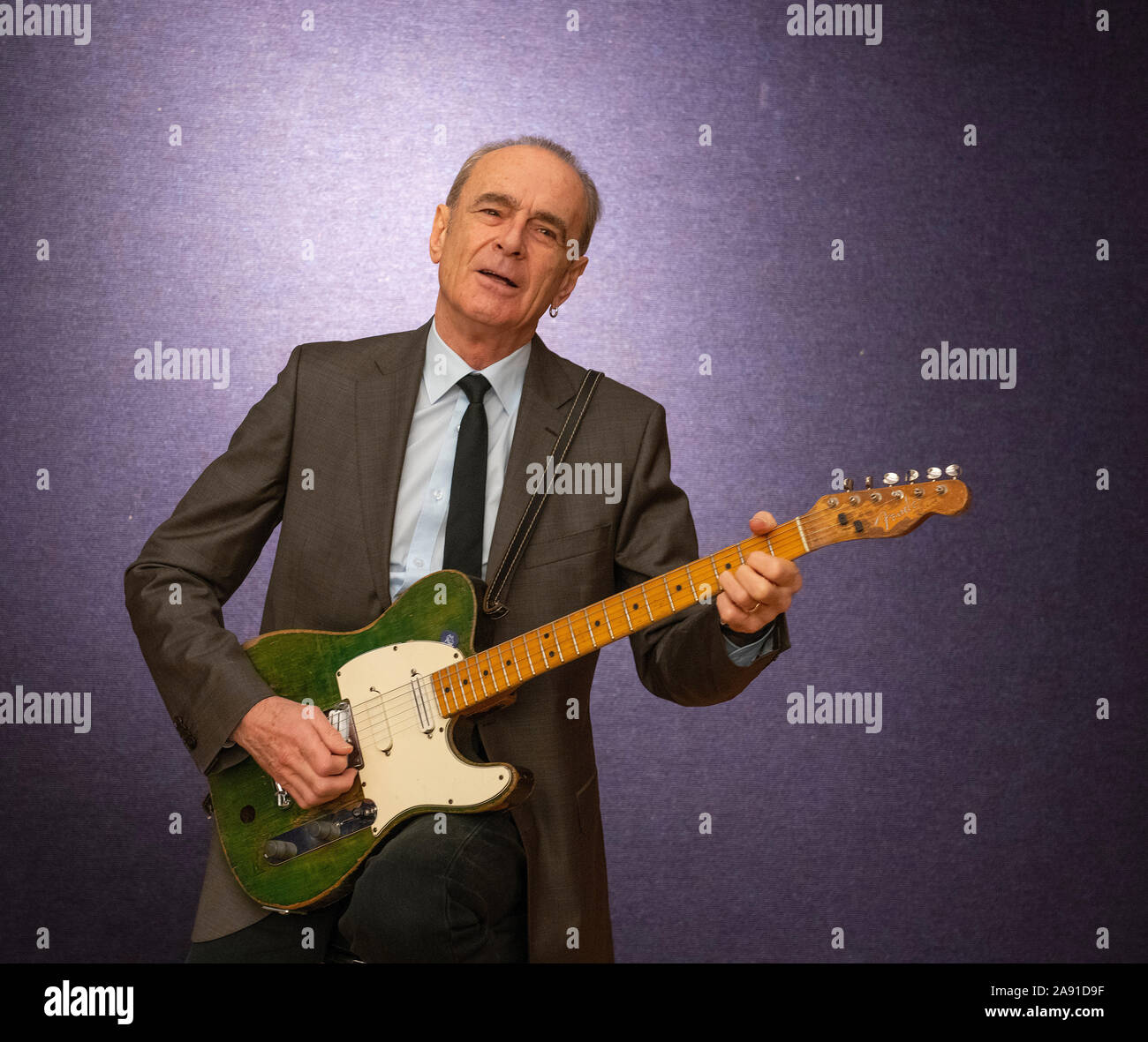 Francis Rossi Status Quo Live Hi res Stock Photography And Images Alamy