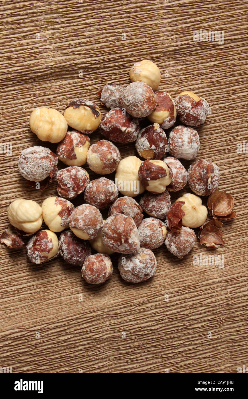 roasted salted nuts Stock Photo Alamy