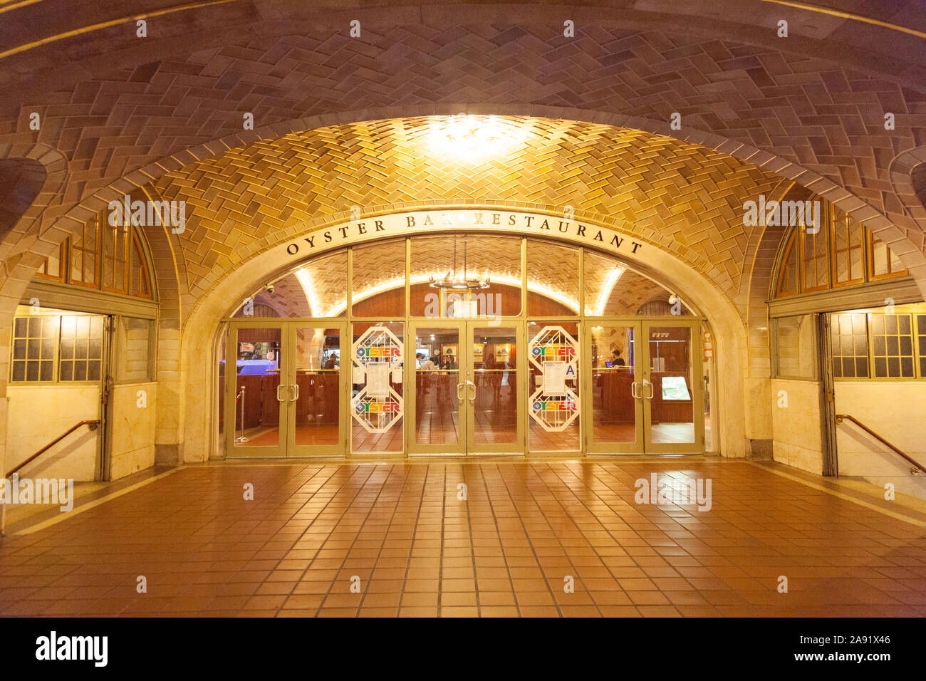 The Oyster bar restaurant, Grand Central Station, Manhattan, New York