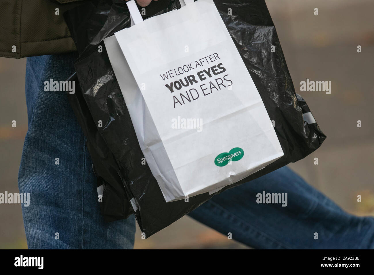 Specsavers 100% recycled white plastic reusable opticians Bags for Life ...