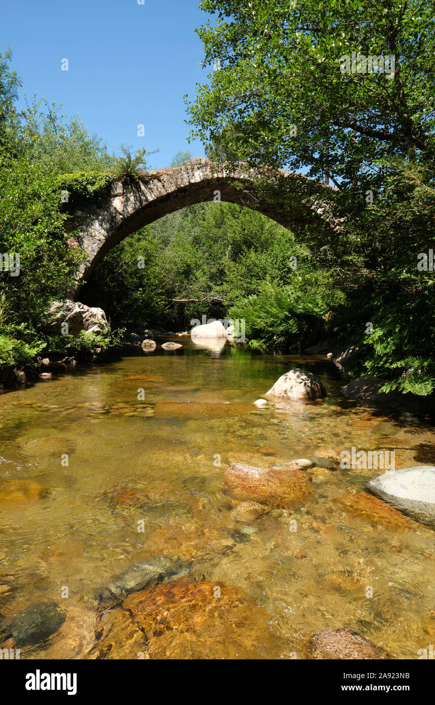Pont génois de Zipitoli / The Genoese arched bridge of Zipitoli over the river Ese near Pont génois de Zipitoli / The Genoese arched bridge of Zipitoli over the river Ese near