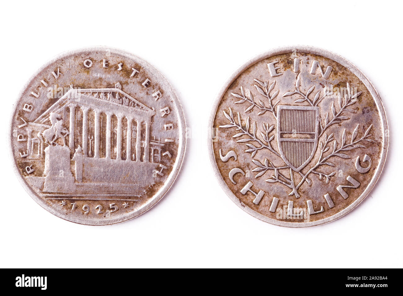 Alte 1 Schilling Münze aus Österreich von 1925 Stock Photo - Alamy