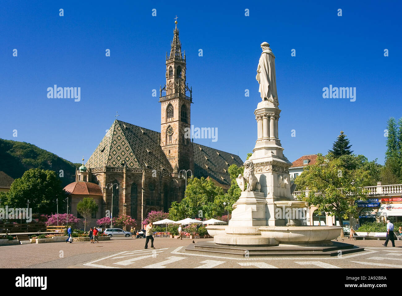 Bozen, Südtirol, Italien, Denkmal und Kirche, Waltherplatz, Stock Photo