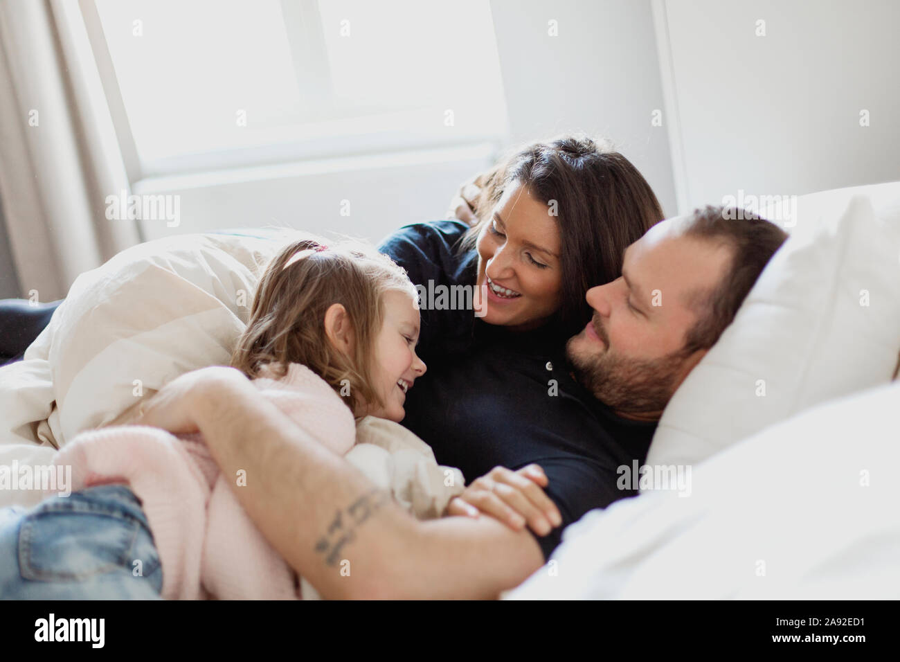 One man two women in bed hi-res stock photography and images - Alamy