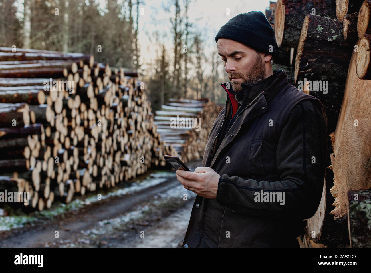 Phone industry hi-res stock photography and images - Alamy