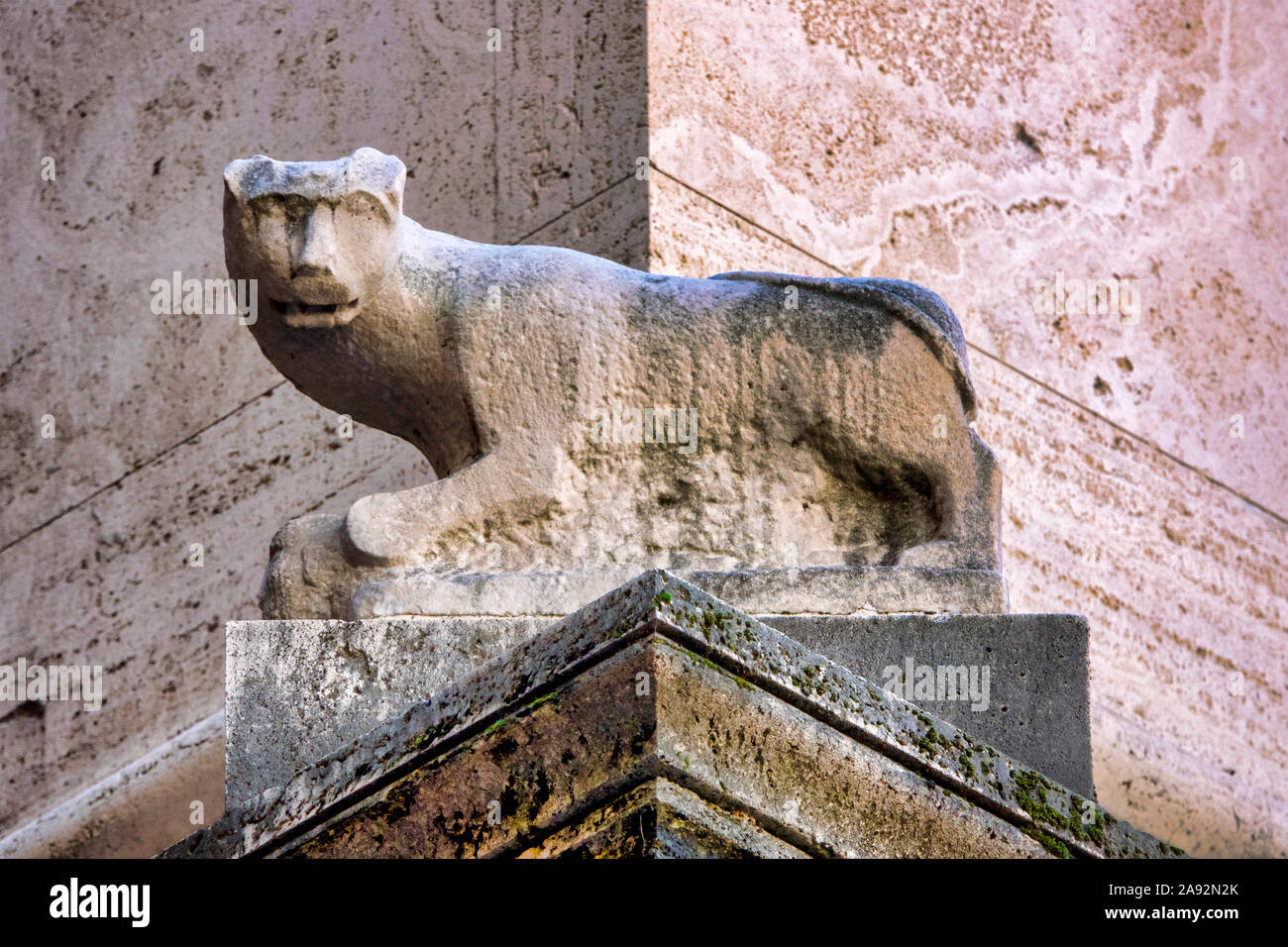 Small egyptian cat statue in Via della Gatta (Cat’s street), Rome Italy Stock Photo