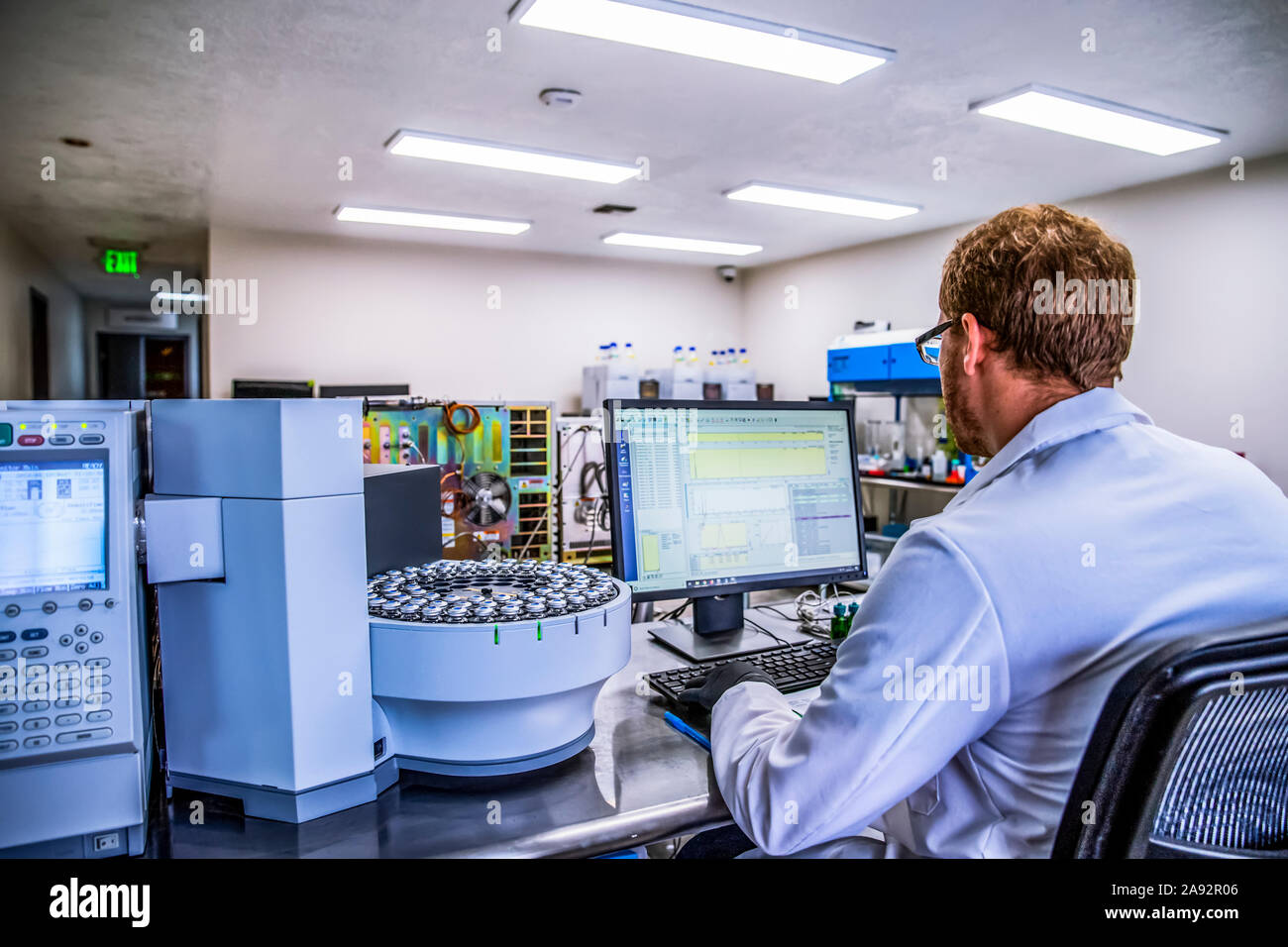 Laboratory testing of cannabis; Cave Junction, Oregon, United States of America Stock Photo Alamy