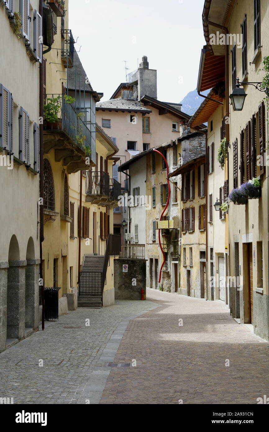 Historische Altstadt von Chiavenna Stock Photo