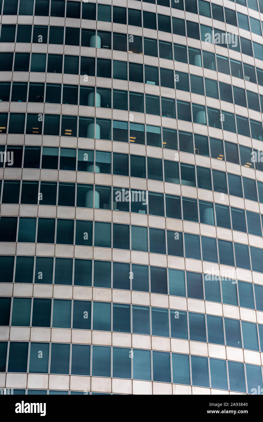 Vertical frame modern building hi-res stock photography and images - Alamy