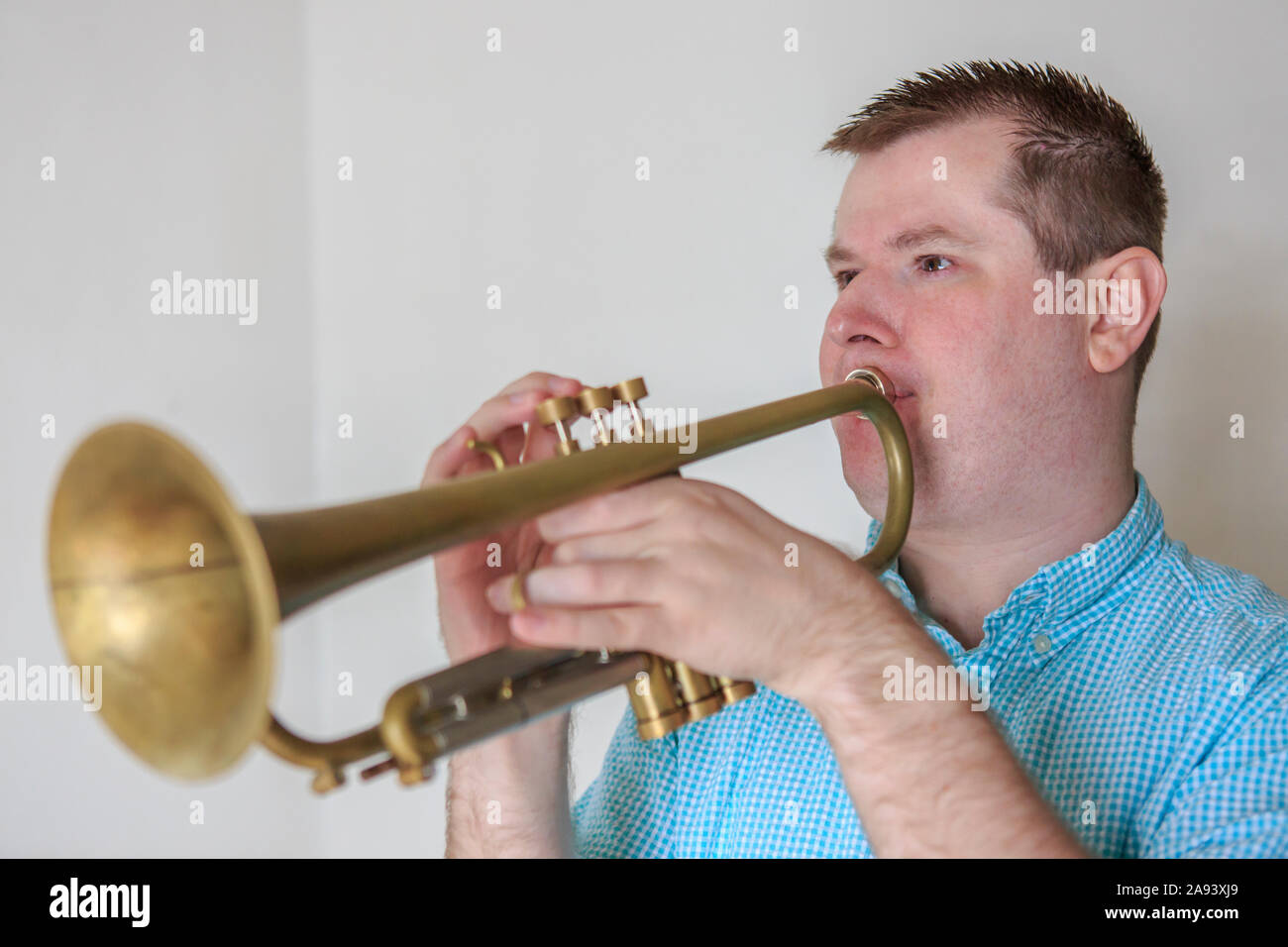 Blind people playing showdown game Stock Photo - Alamy