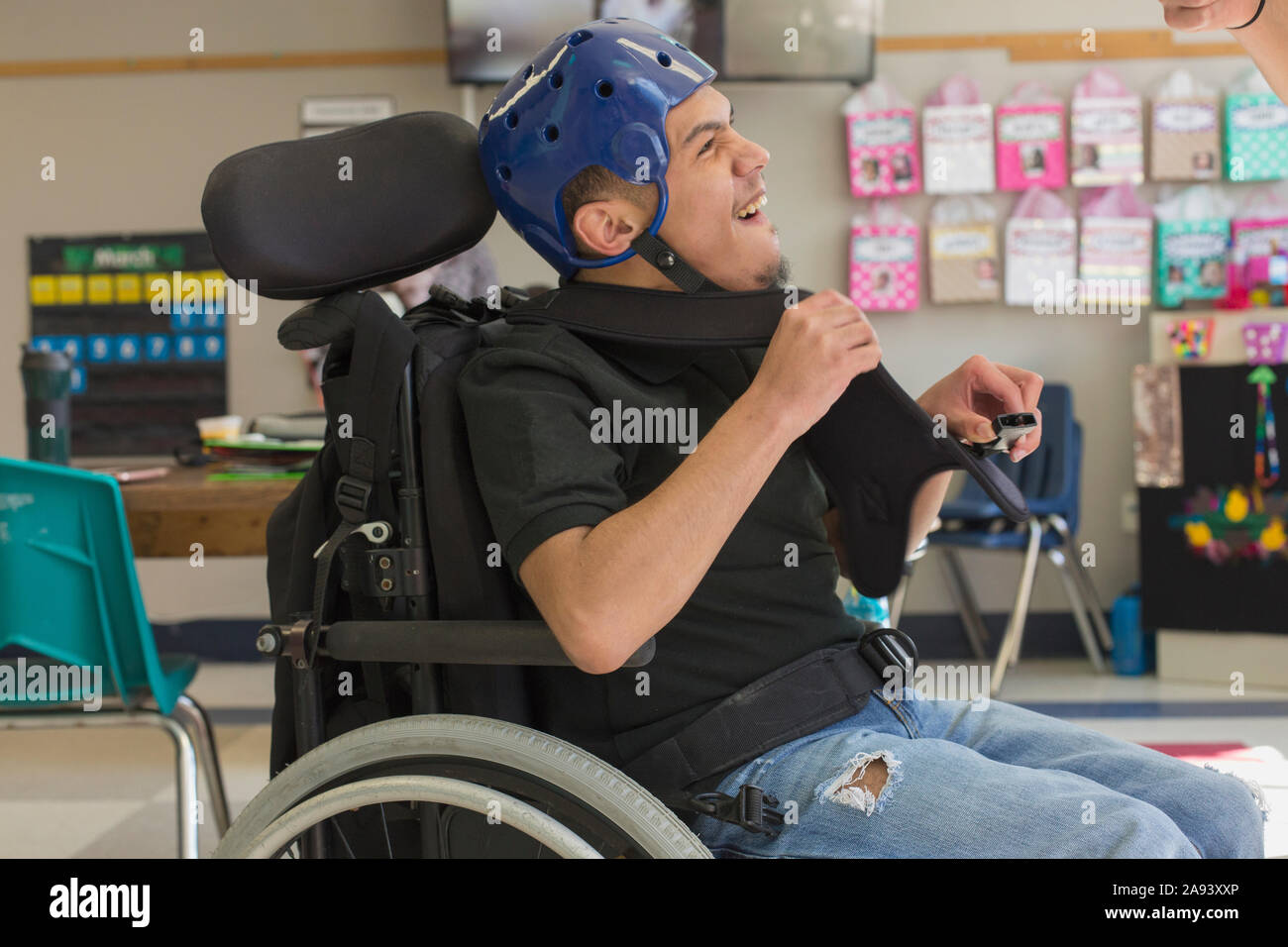 Special needs hotsell kid with helmet