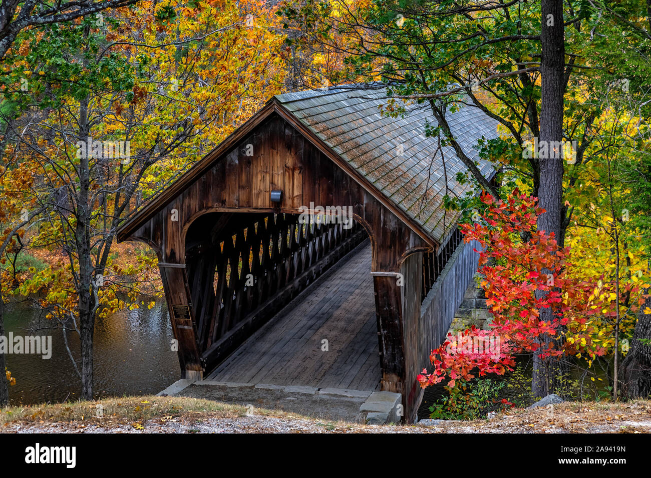 New England College Covered Bridge, Henniker, New Hampshire, USA. Stock Photo