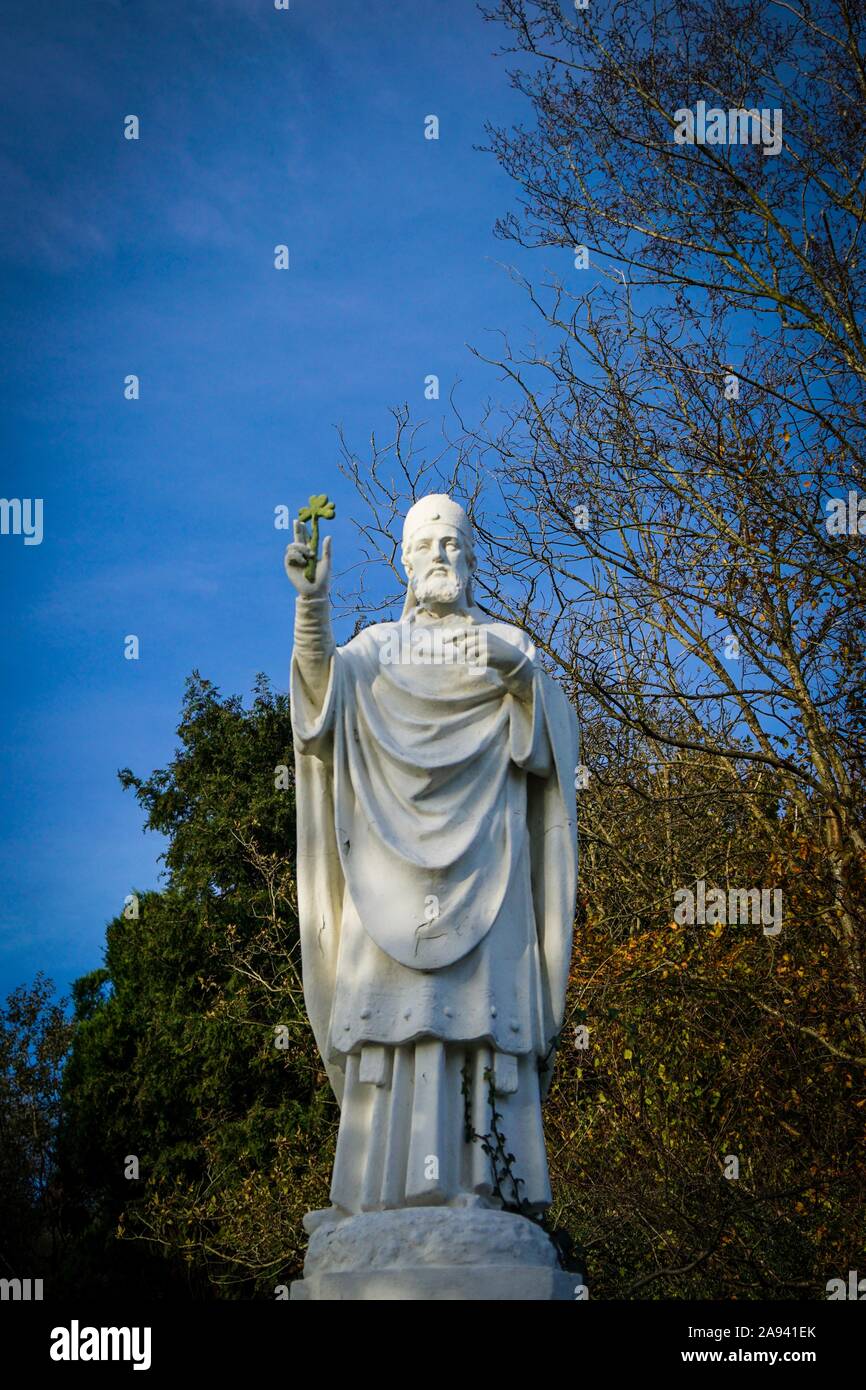 St. Patrick Sculpture, Cratloe Woods, Ireland Stock Photo Alamy