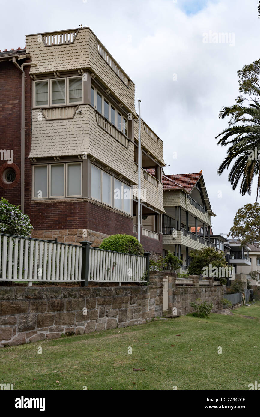The home named Woolooware on Cremorne Point and facing onto Sydney Harbour over Cremorne Reserve is a large Federation designed multi level building Stock Photo