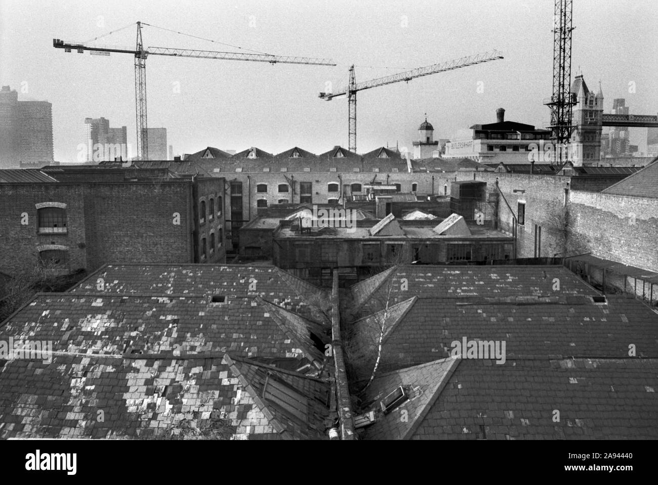 Butlers Wharf  building the London Docklands Development 1980s UK.  Derelict warehouses Southwark, Bermondsey, South East London. 1987  HOMER SYKES Stock Photo