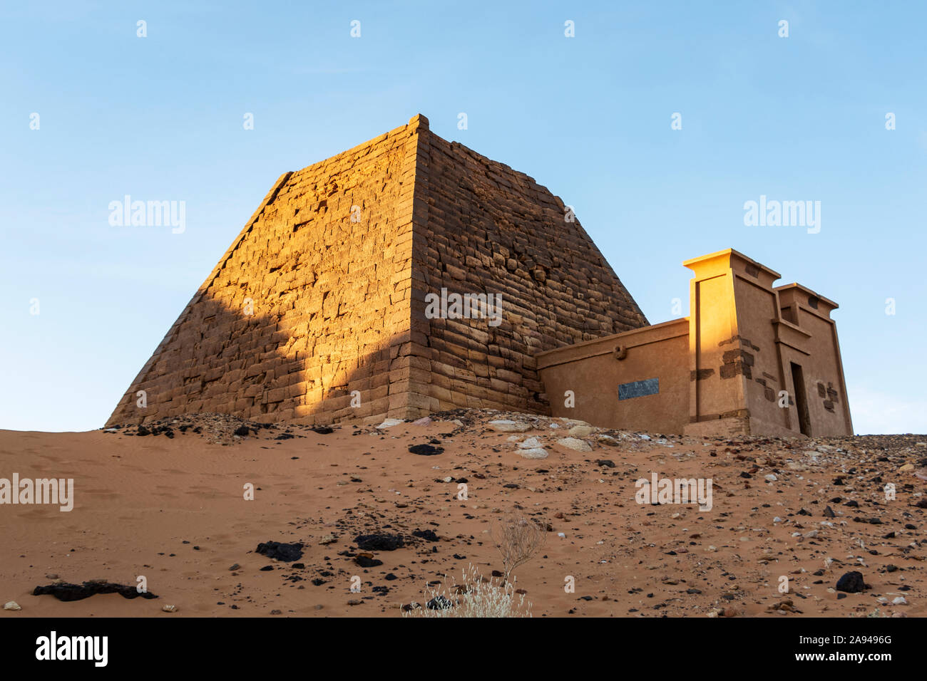 Pyramids and reconstructed chapel in the Northern Cemetery at Begarawiyah, containing 41 royal pyramids of the monarchs who ruled the Kingdom of Ku... Stock Photo