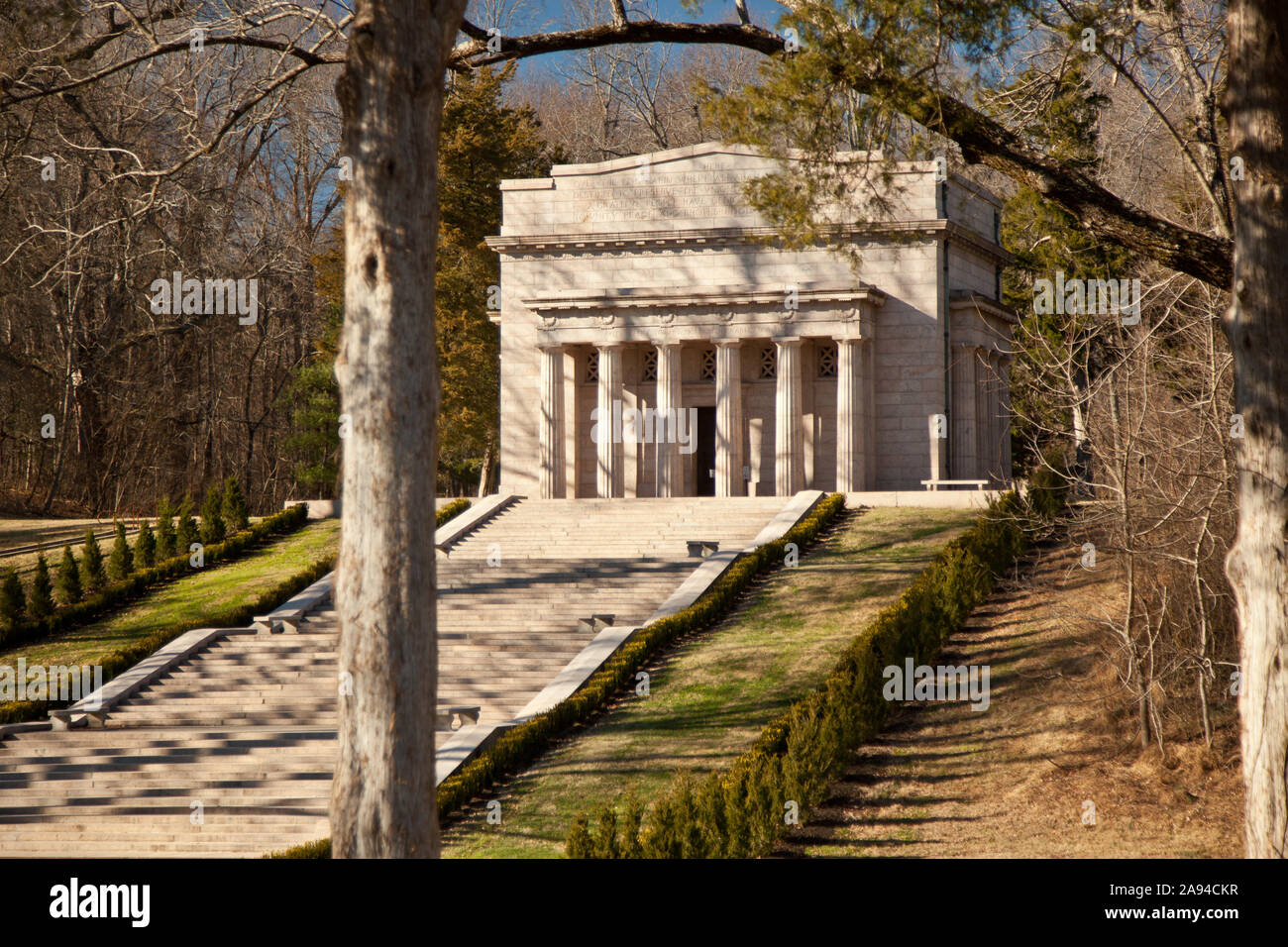 The monument building housing the Abraham Lincoln birth cabin at the