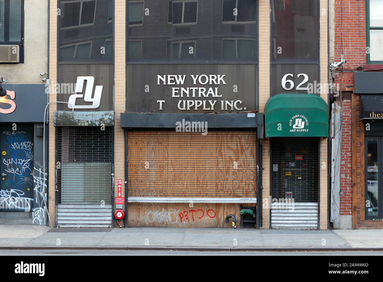 [historical storefront] New York Central Art Supply, 62 Third Ave, New York, NYC storefront photo of a closed art store Stock Photo