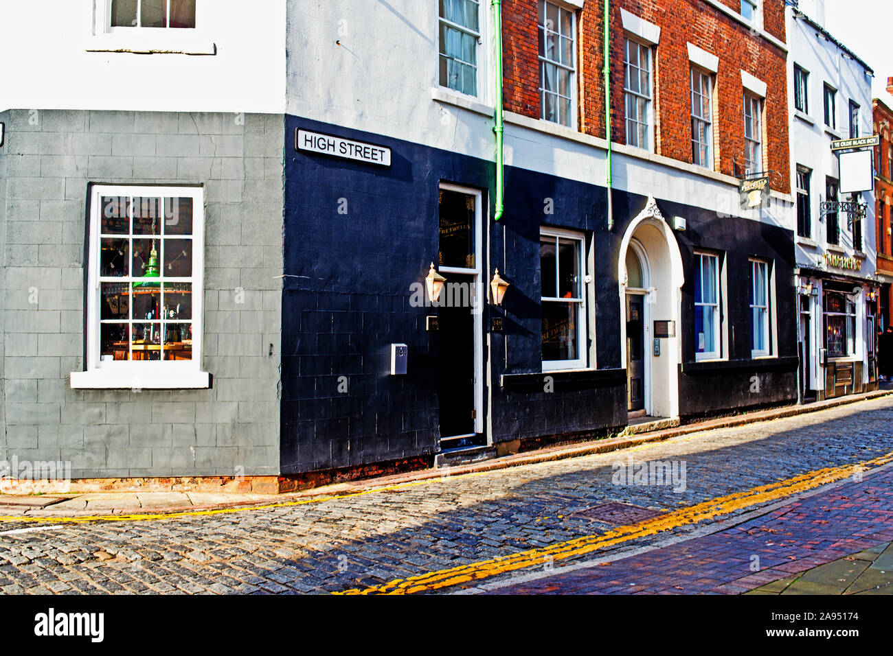 Hull old town hires stock photography and images Alamy