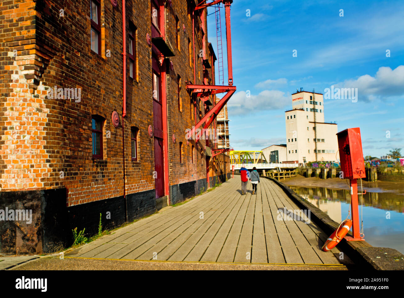 Warehouses converted to flats, River Hull, Hull, East Riding of Yorkshire, England Stock Photo