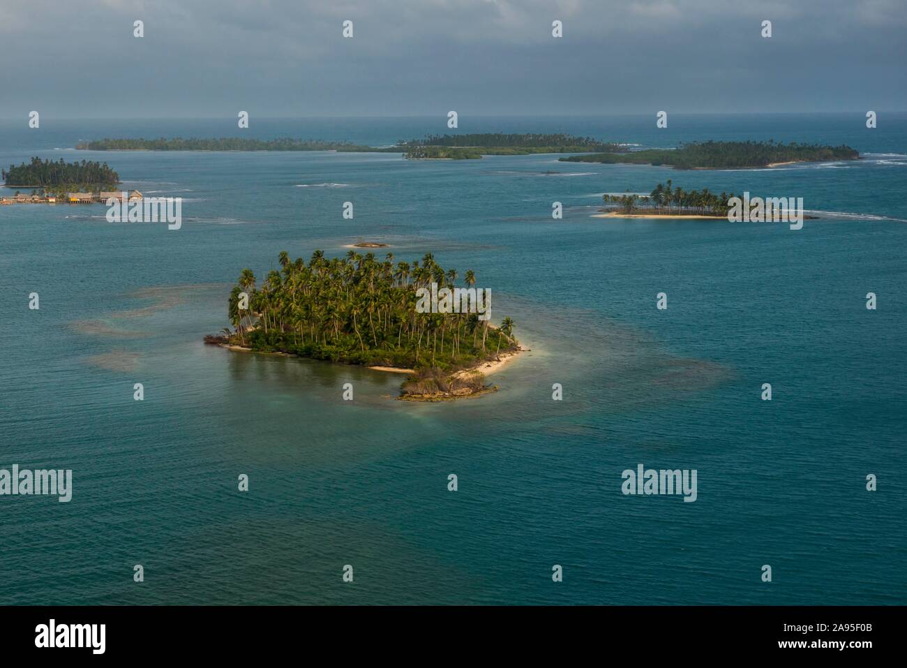 Aerial of the San Blas islands, Kuna Yala, Panama Stock Photo