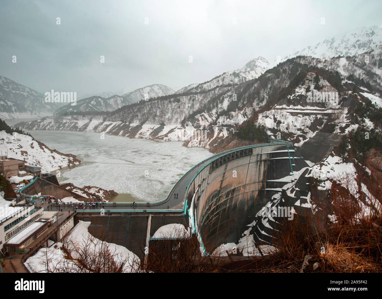 Kurobe Reservoir, Kurobe Dam, Great Dam, Tateyama Kurobe Alpine Route, Tateyama, Japan Stock Photo