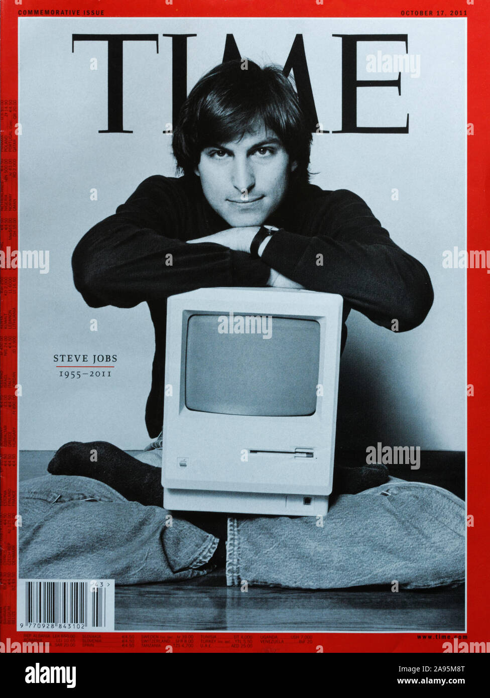 Time Magazine front cover October 17th 2011, showing a picture of Steve Jobs Stock Photo