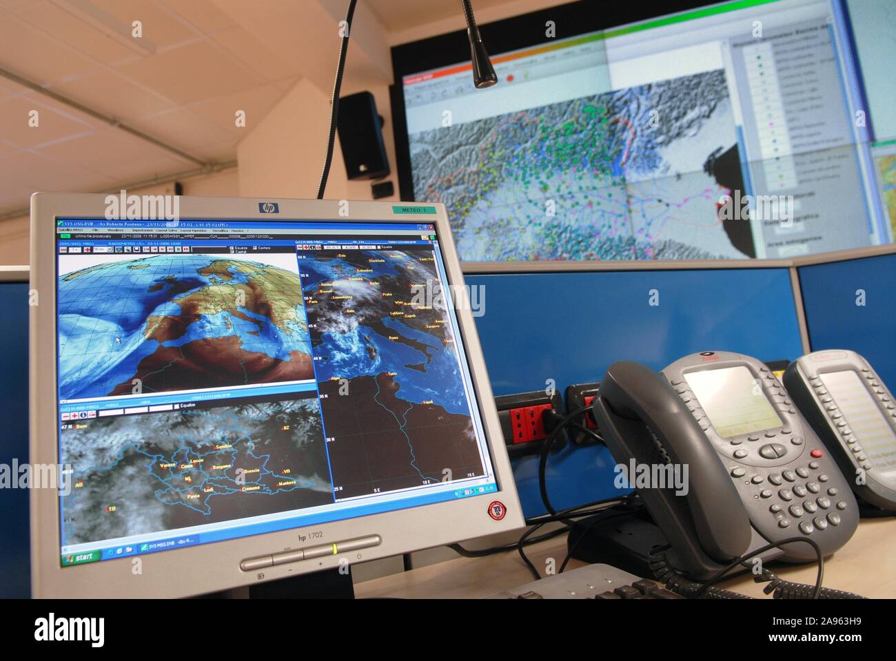 Meteorological maps hi-res stock photography and images - Alamy