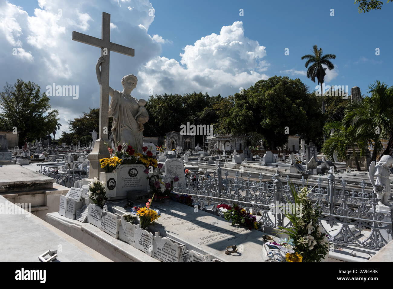 La Milagrosa (The Miraculous One) is   the grave of Amelia Goyri de la Hoz, who died during childbirth in 1901, along with her baby Both mother and b Stock Photo