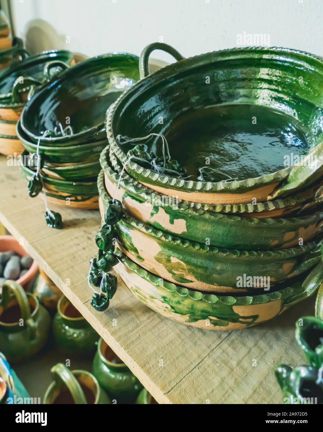 Green Pottery village “Atzompa” in Oaxaca, Mexico Stock Photo - Alamy