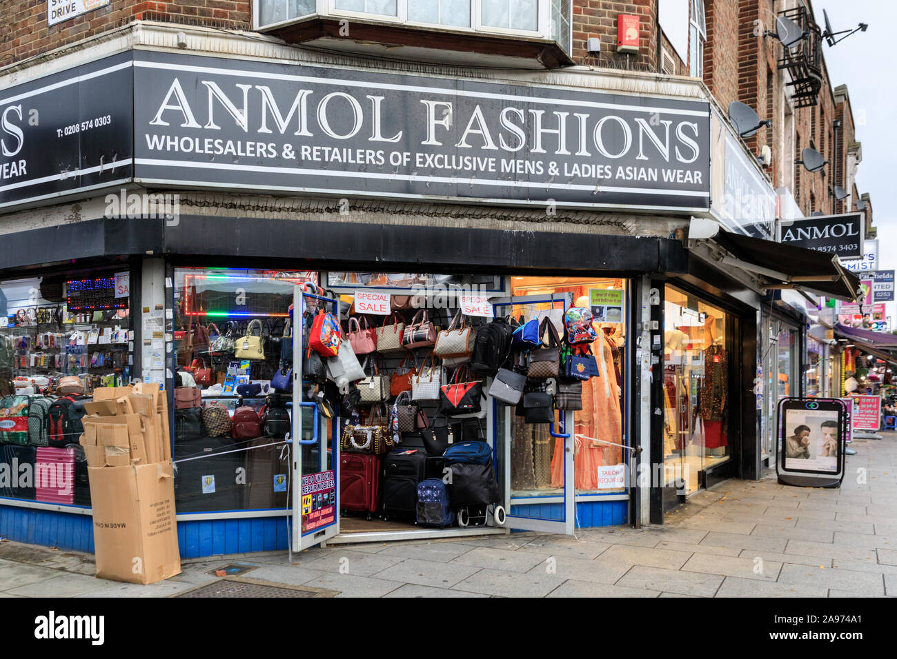 People shopping in southall london hires stock photography and images