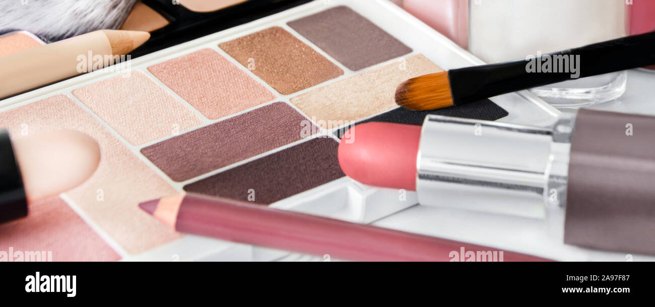 Cosmetics panorama hi-res stock photography and images - Alamy