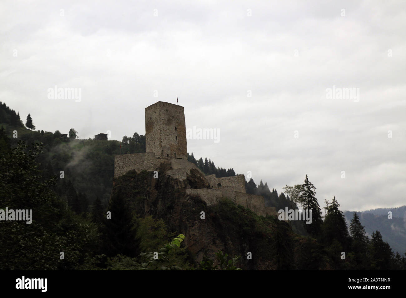 Zilkale is a medieval castle located in the Fırtına Valley in çamlıhemşin rize turkey Stock Photo