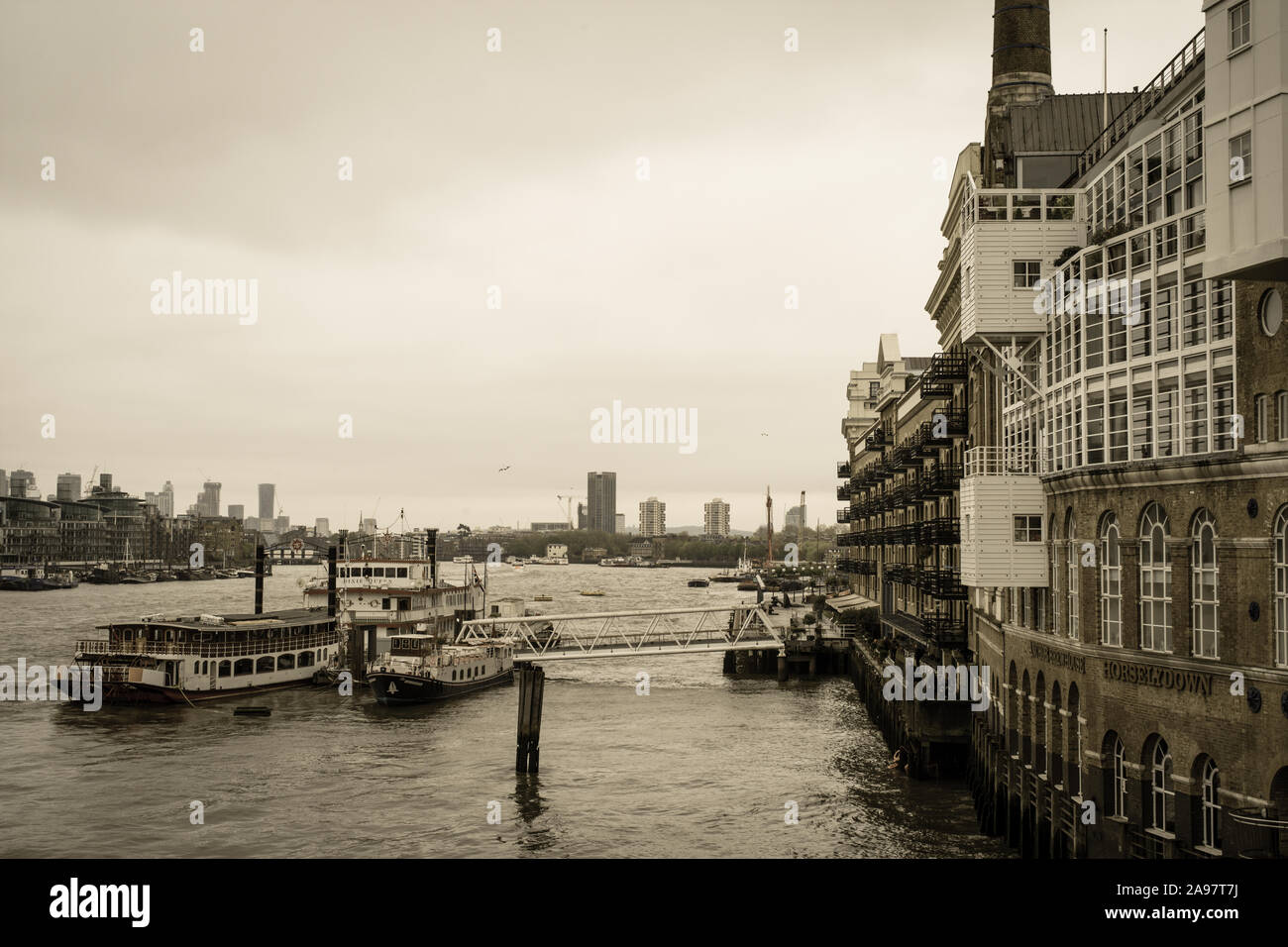 Thames View Text Thames view, London UK Stock Photo - Alamy