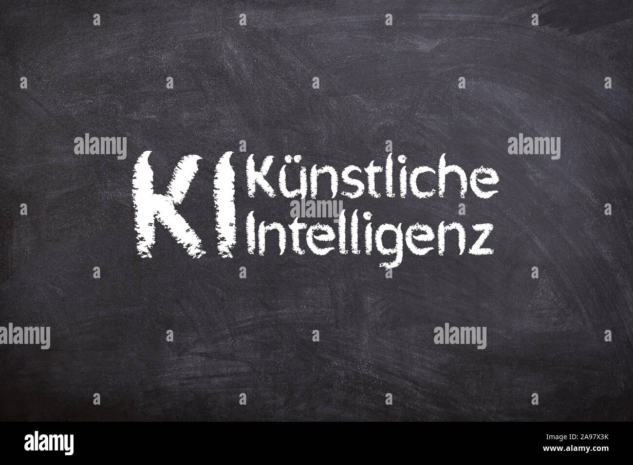 KI Künstliche Intelligenz - Schrift/Font- Kreide/chalk -Tafel/board Stock Photo