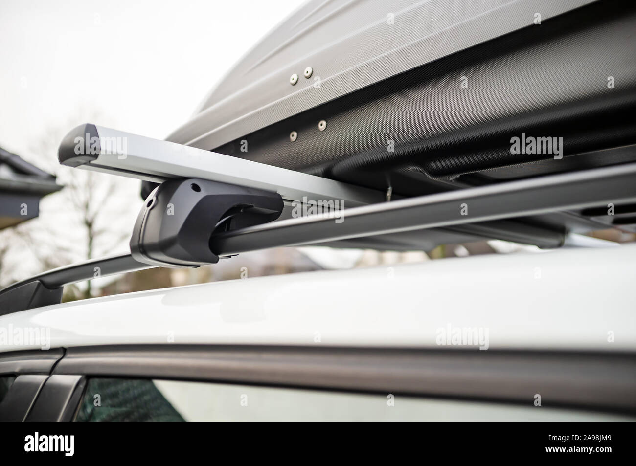 Car roof rack luggage hi-res stock photography and images - Alamy