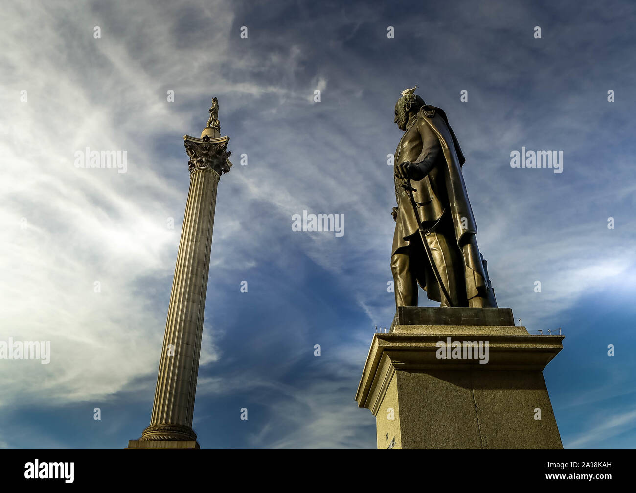 The national and nelsons monuments hi-res stock photography and images ...