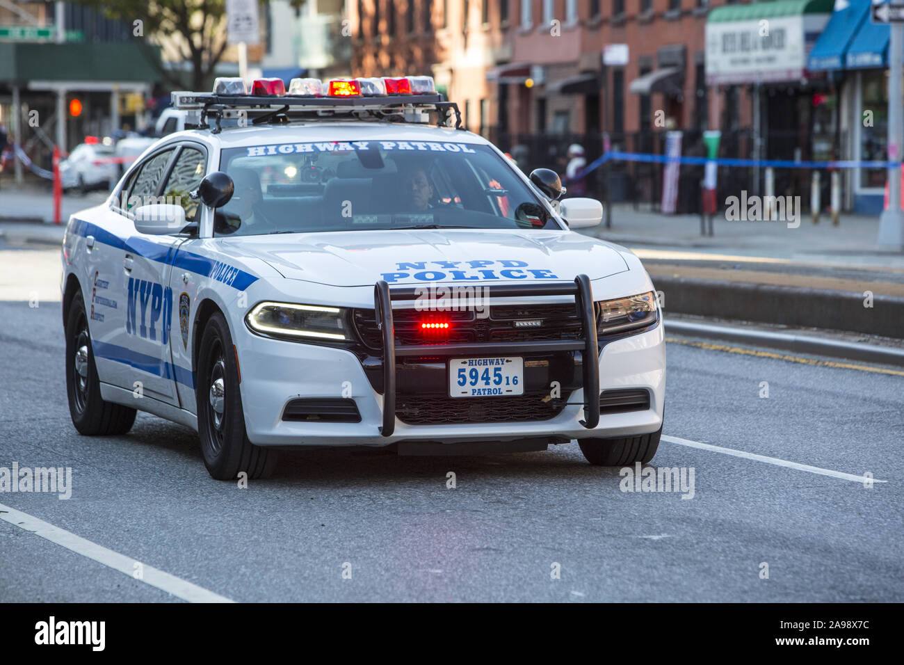 Nypd police car hi-res stock photography and images - Alamy