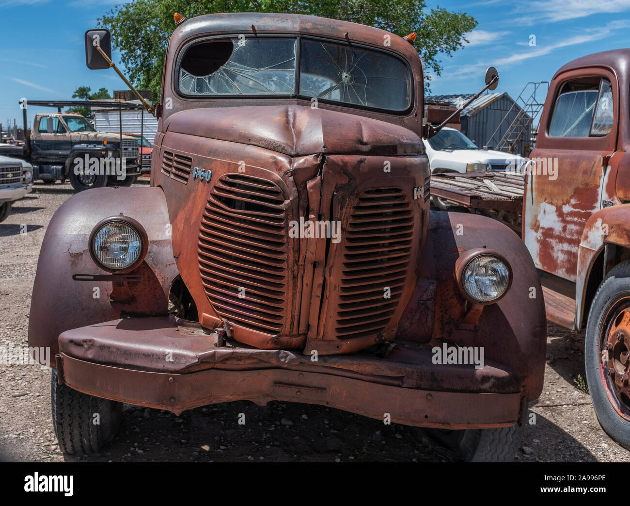 Car salvage yards hires stock photography and images Alamy