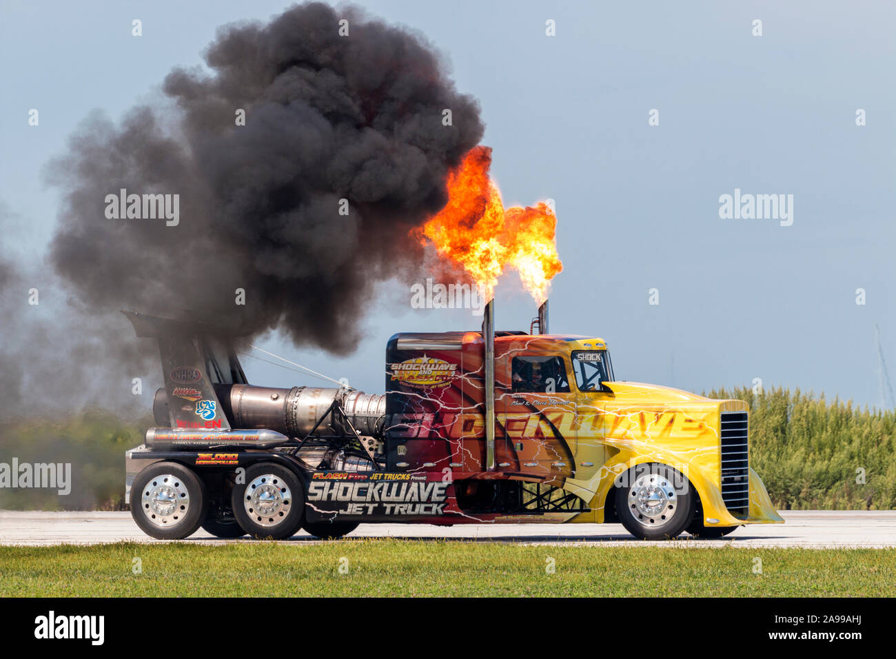 Shockwave High Resolution Stock Photography And Images Alamy