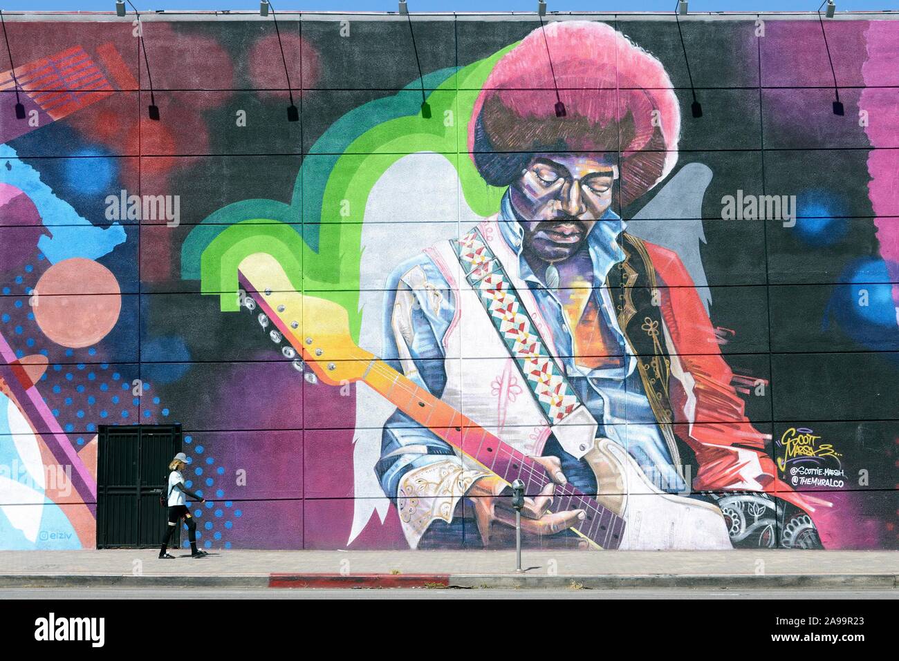 Life-sized mural with Jimi Hendrix at the Guitar Center music store, Sunset Boulevard, Hollywood, Los Angeles, California, USA Stock Photo