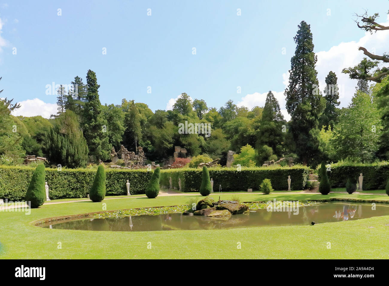 Englischer Park mit Teich Stock Photo Alamy